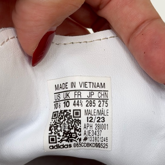 Men Adidas Samba White and Dark Green Shoes - Picture 5 of 5